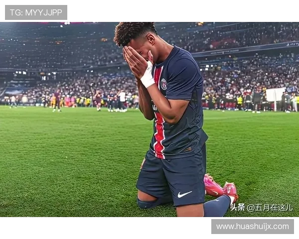 巴黎圣日耳曼巨星云集却难登欧冠顶峰,体系与球星融合问题持续制约争冠形势 巴黎圣日耳曼巨星云集却难登欧冠顶峰,体系与球星融合问题持续制约争冠形势