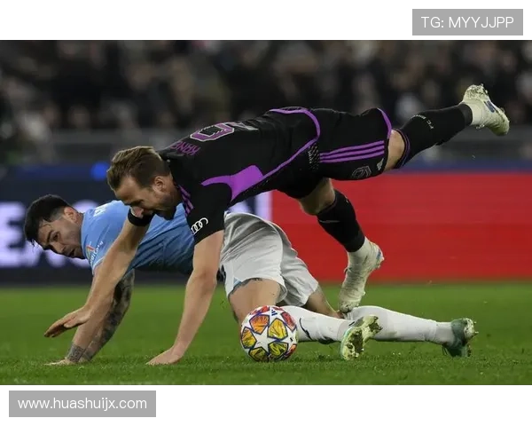 拜仁防守体系漏洞频出问题显现,对球队赛季稳定性形成考验 拜仁防守体系漏洞频出问题显现,对球队赛季稳定性形成考验